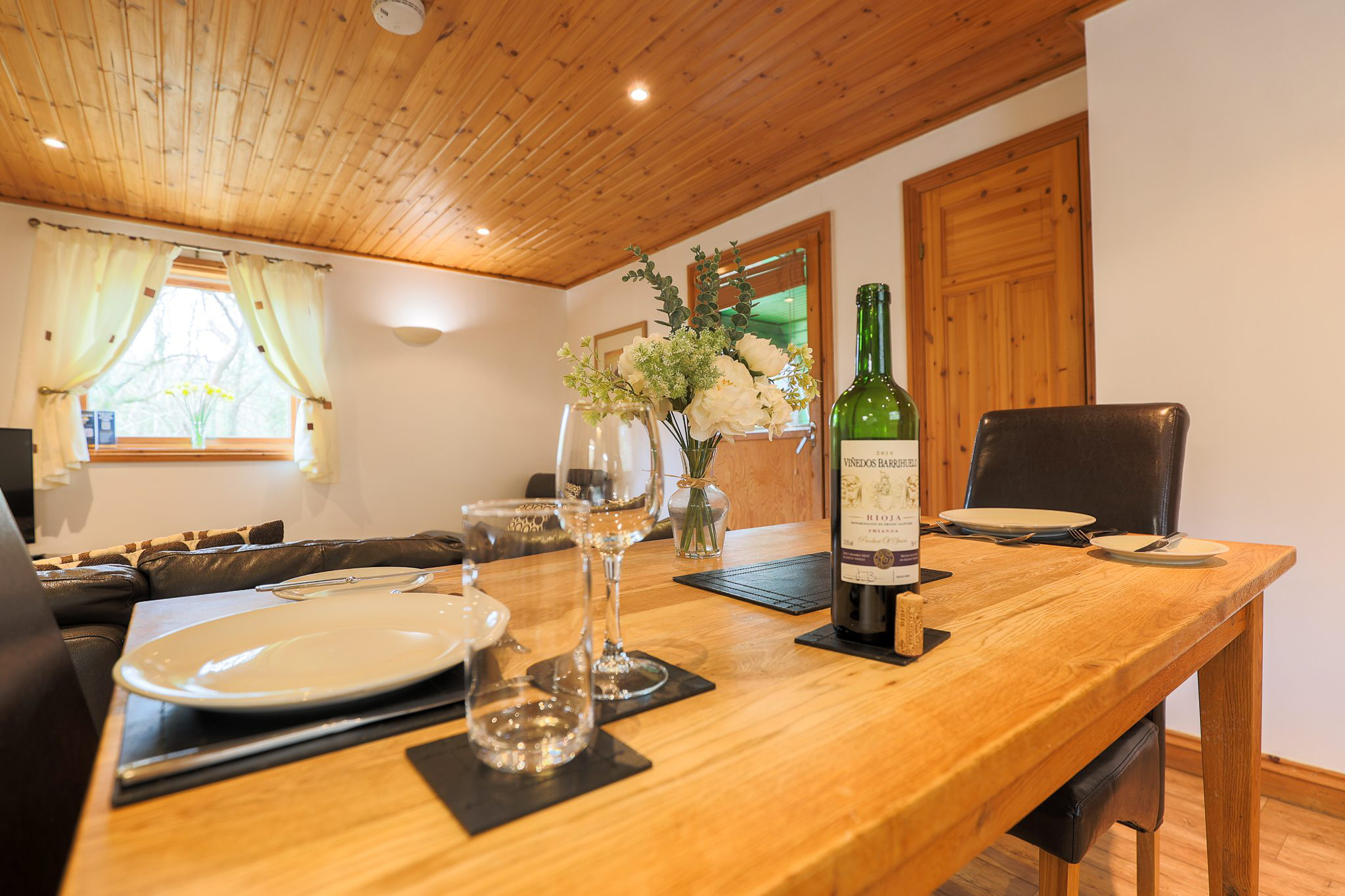 Oak Tree Lodge - Image 23