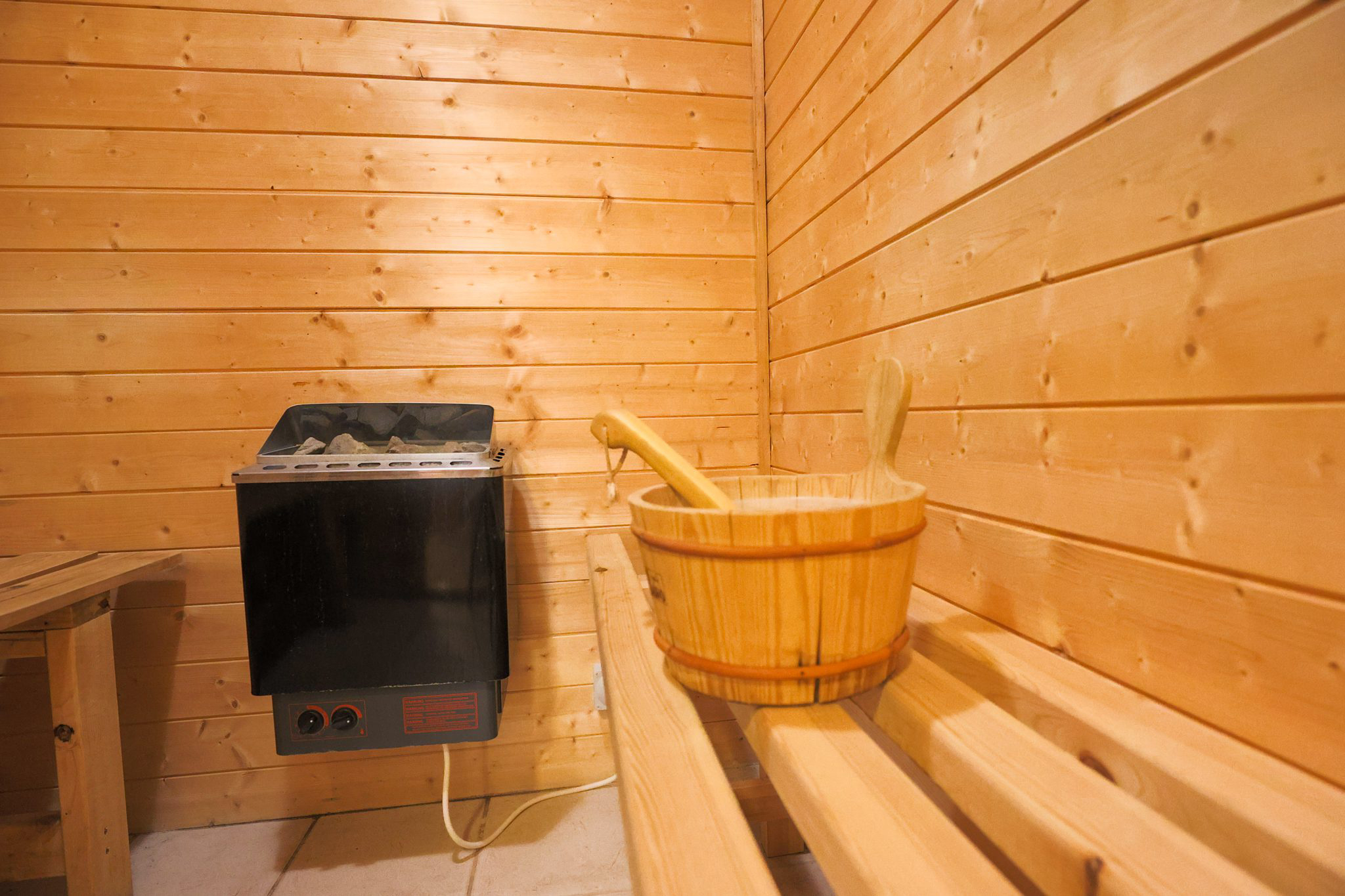 Oak Tree Lodge - Image 15